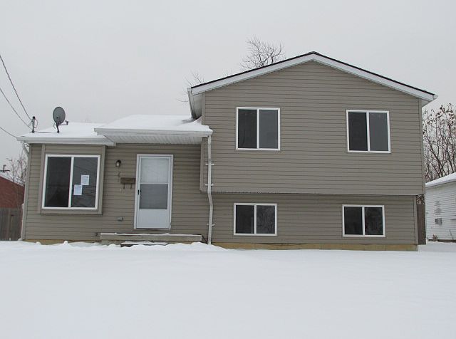 1st image of 261 Rockwell Ave