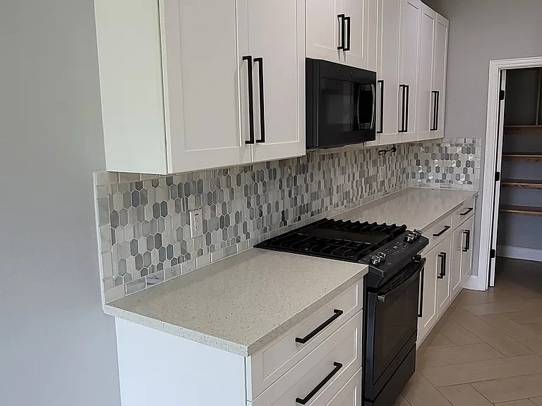705 Carol Lynn Dr — Photo 6