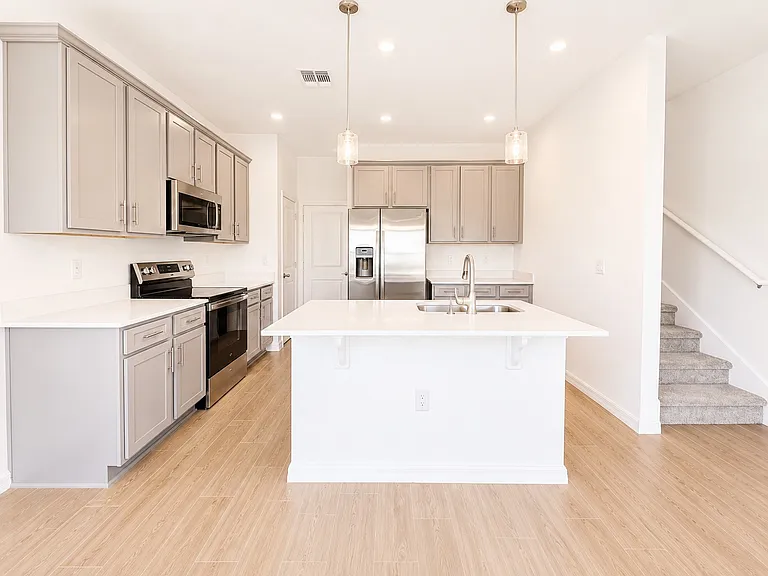 4458 River Beacon Blvd — Photo 3