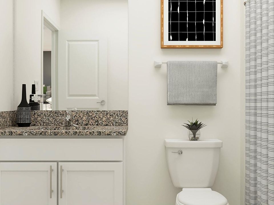 1st Floor Bathroom