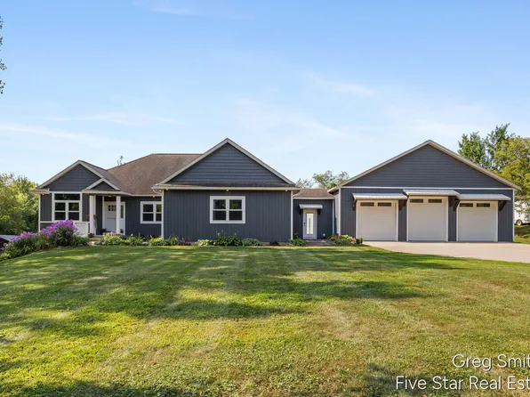 884 Stoney Hill Ct, Wayland, MI 49348