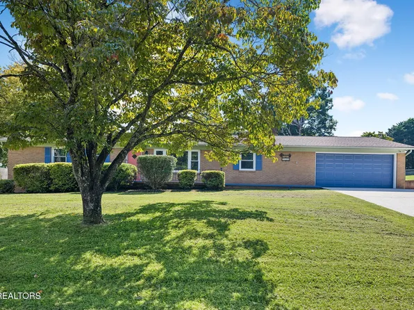 4640 Robindale Dr, Knoxville, TN 37921