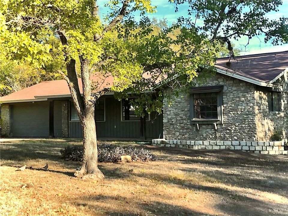 1st image of 2108 Mimosa Dr