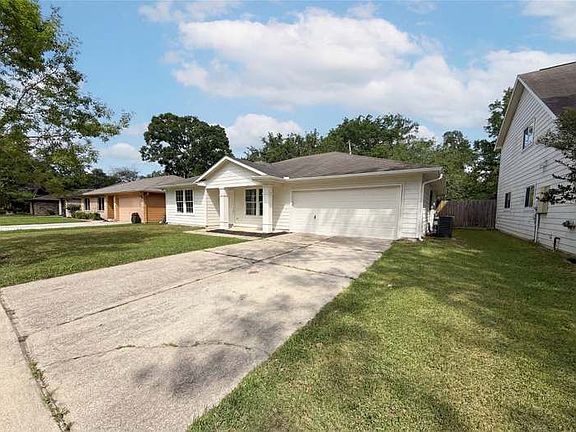3rd image of 414 Binnacle Way