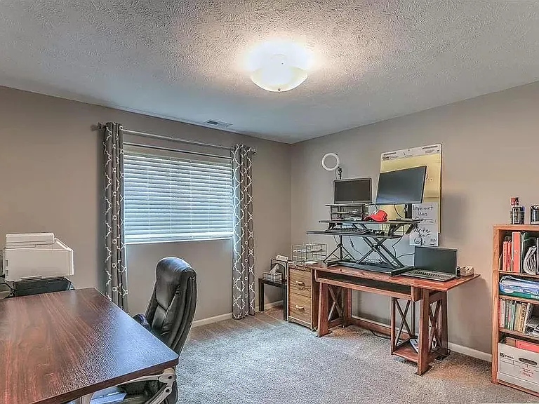 7033 S 183rd Ave — Photo 23