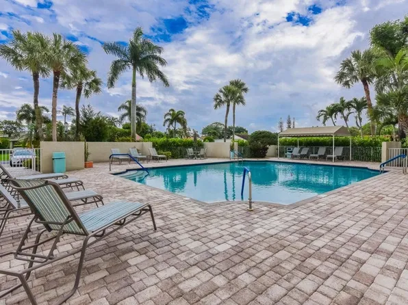 5518 Ainsley Ct, Boynton Beach, FL 33437