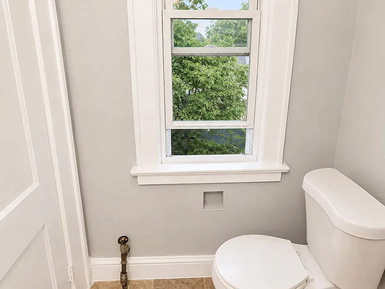 63 Plymouth St #3 — Photo 6