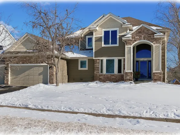 8030 Narcissus Ln N, Maple Grove, MN 55311