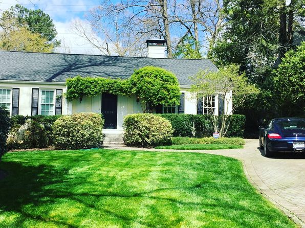 1916 Greystone Rd NW