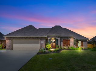 618 Chestnut St, Iowa, LA 70647