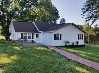 31925 240th Rd, Marshall, MO 65340