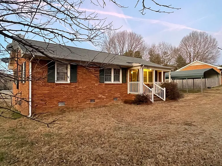 315 E Dameron Ave — Photo 20