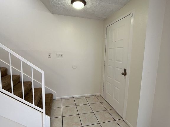 2nd image of 513 Prescott St