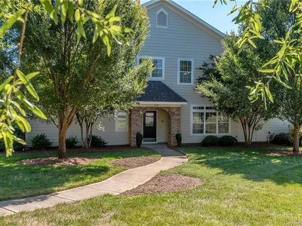 8547 Loxton Cres, Charlotte, NC 28214