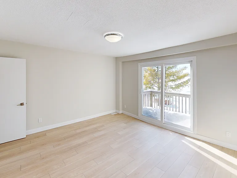 2780 Rowatt St — Photo 12