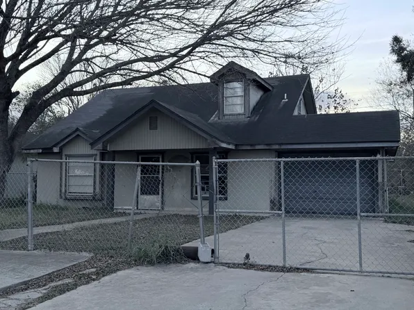 735 Marcus Dr, Alamo, TX 78516