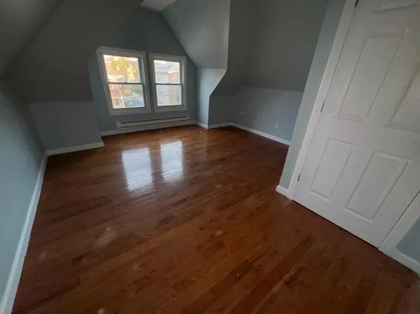 921 S 17th St, Newark, NJ