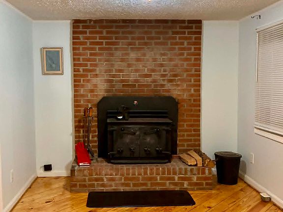 3rd image of 3735 Dogwood Dr