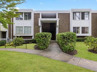 912 Colony Dr, Hartsdale, NY 10530