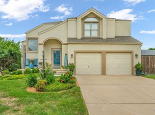 3500 SW Ashworth Ct, Topeka, KS 66614