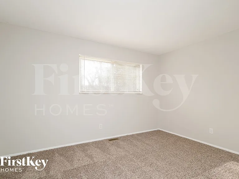 4872 Bristol Rock Rd — Photo 12