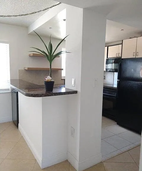 720 Bayshore Dr #201 — Photo 1