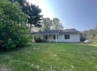 15901 Perkins Ln, Bowie, MD 20716