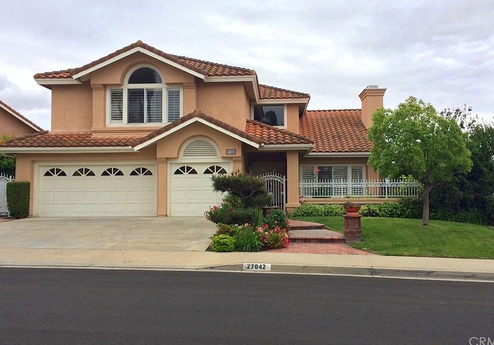 1st image of 27042 Ironwood Dr