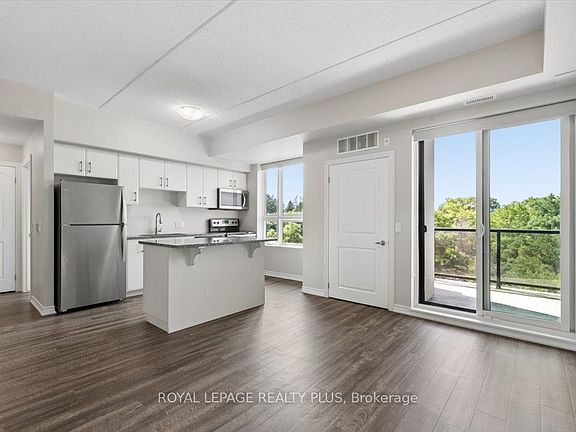 2nd image of 1284 Gordon St #404