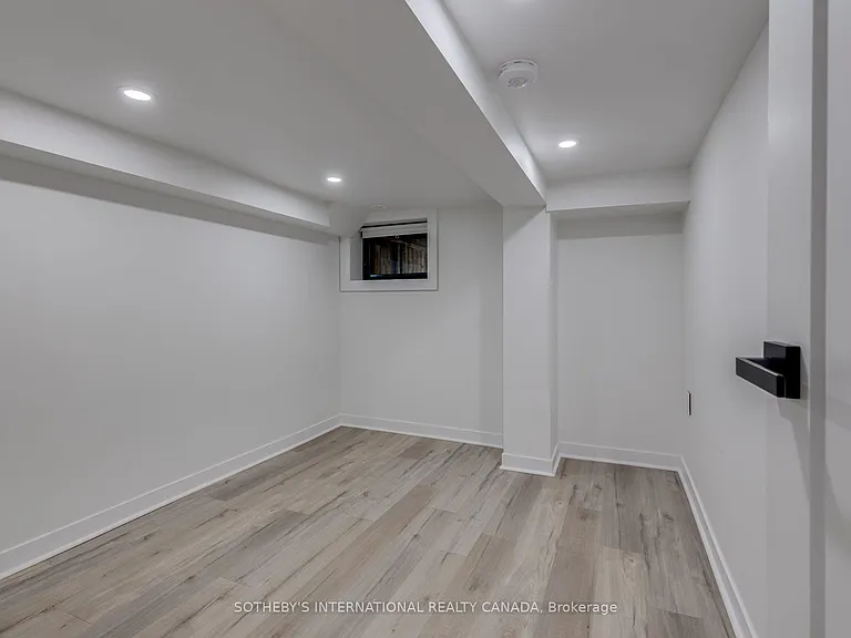 120 Glenlake Ave #BASEMENT — Photo 14