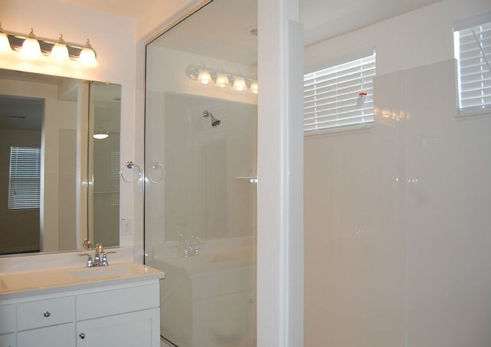 2nd image of 5365 S Tatum Ln Rent To Own