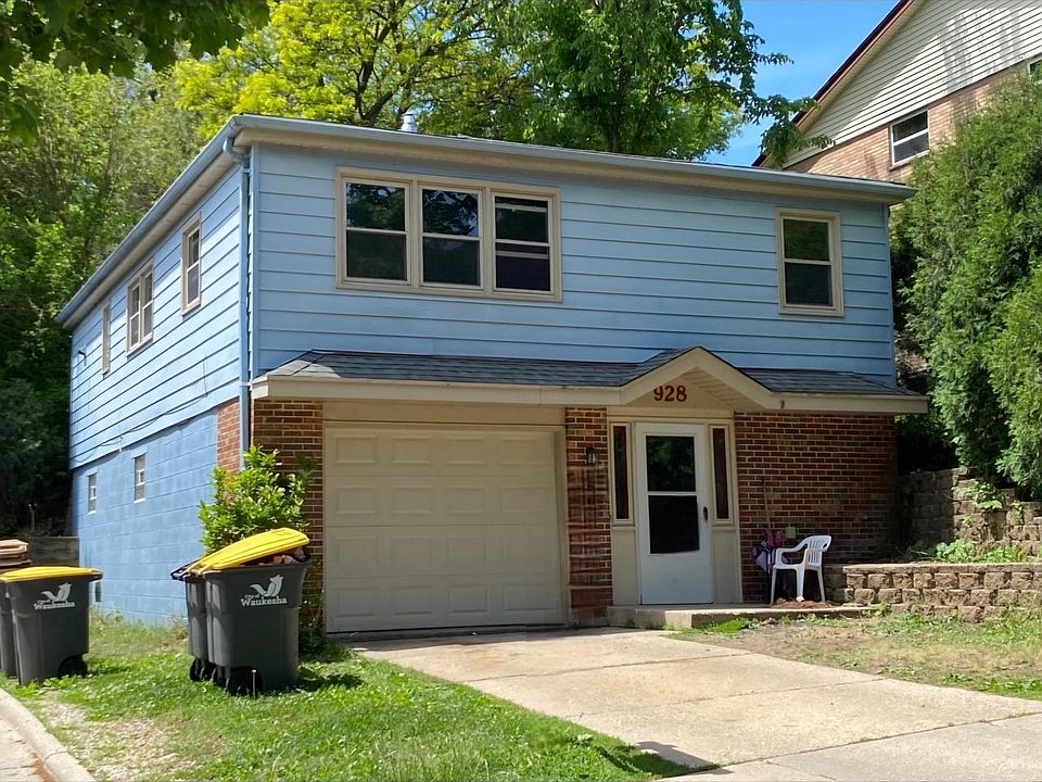 1st image of 928 Aurora STREET