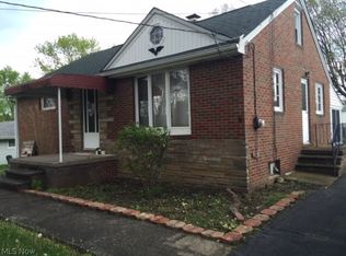 243 Werley Rd N, East Canton, OH 44730