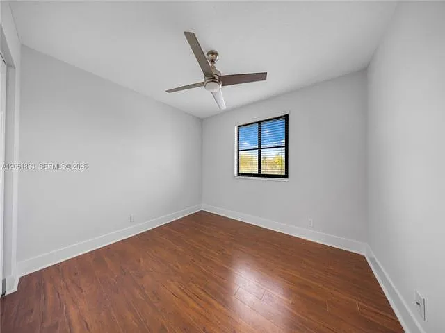 1538 Tamarind Ct — Photo 3