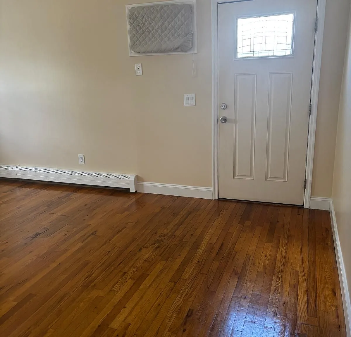3 bed, 1500 sqft, $3,467 — Photo 3