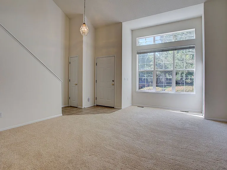 2770 Whitetail Cir — Photo 6