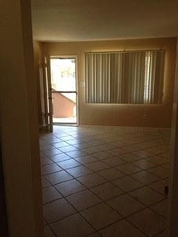 2nd image of 4007 33rd St