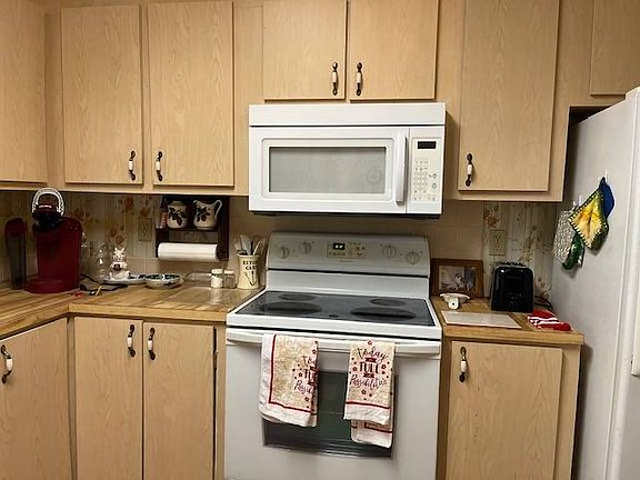 4th image of 311 Palm Cove Dr #78