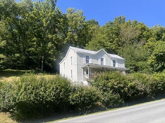 2nd image of 391 Dogwood Rd