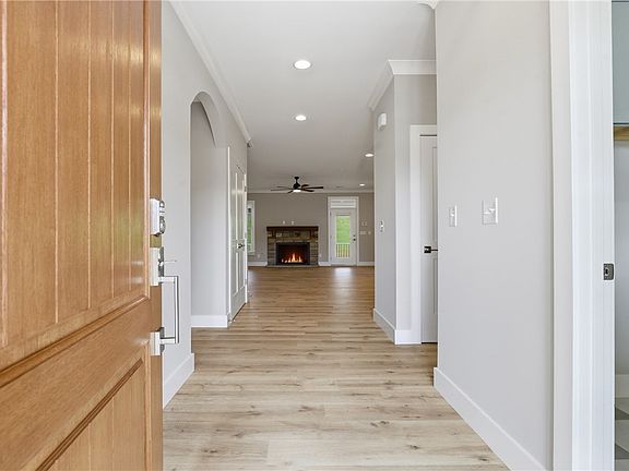 3rd image of 736 Stewart Gin Rd