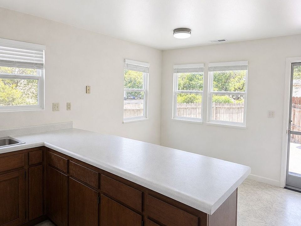 1st image of 7002 Marsh Way