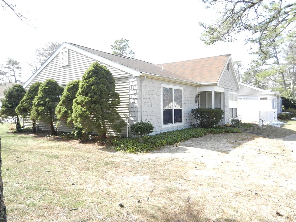 1st image of 765 Liverpool Circle #A
