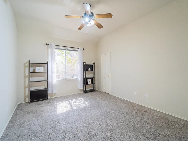 1108 Antelope Rdg — Photo 23