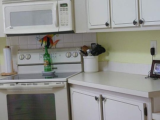 4th image of 109 Pine Pl