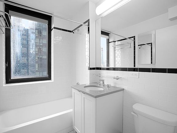 4th image of 420 W 42nd St APT 18F