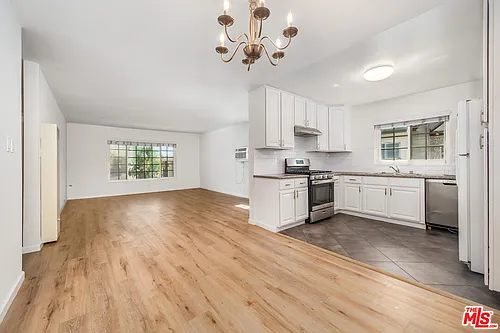 1937 S Shenandoah St #5 Photo 1