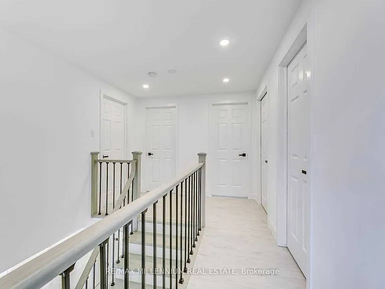 36 Bing Cres — Photo 17