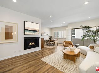 11928 Kiowa Ave APT 305, Los Angeles, CA 90049