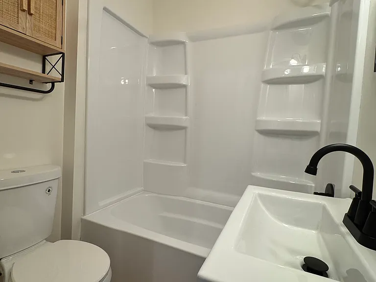 1828 Ekin Ave #2 — Photo 9