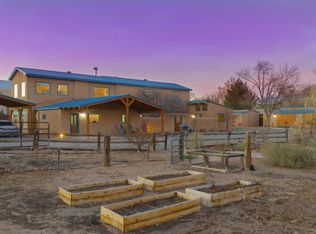 323 Camino Del Oro, Corrales, NM 87048
